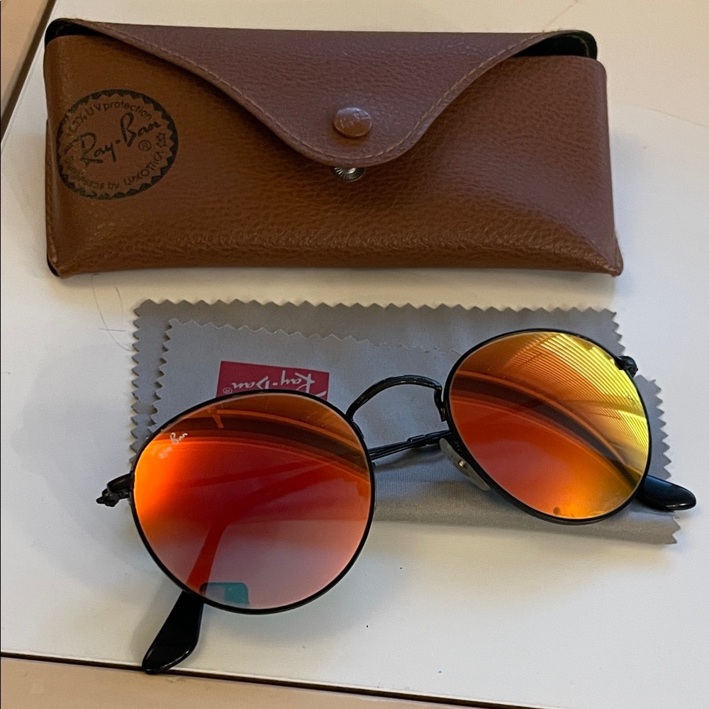 Ray-Ban Sunglasses with Orange Lenses women’s